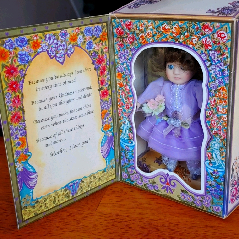 Marie Osmond Mother's Day Doll 1994